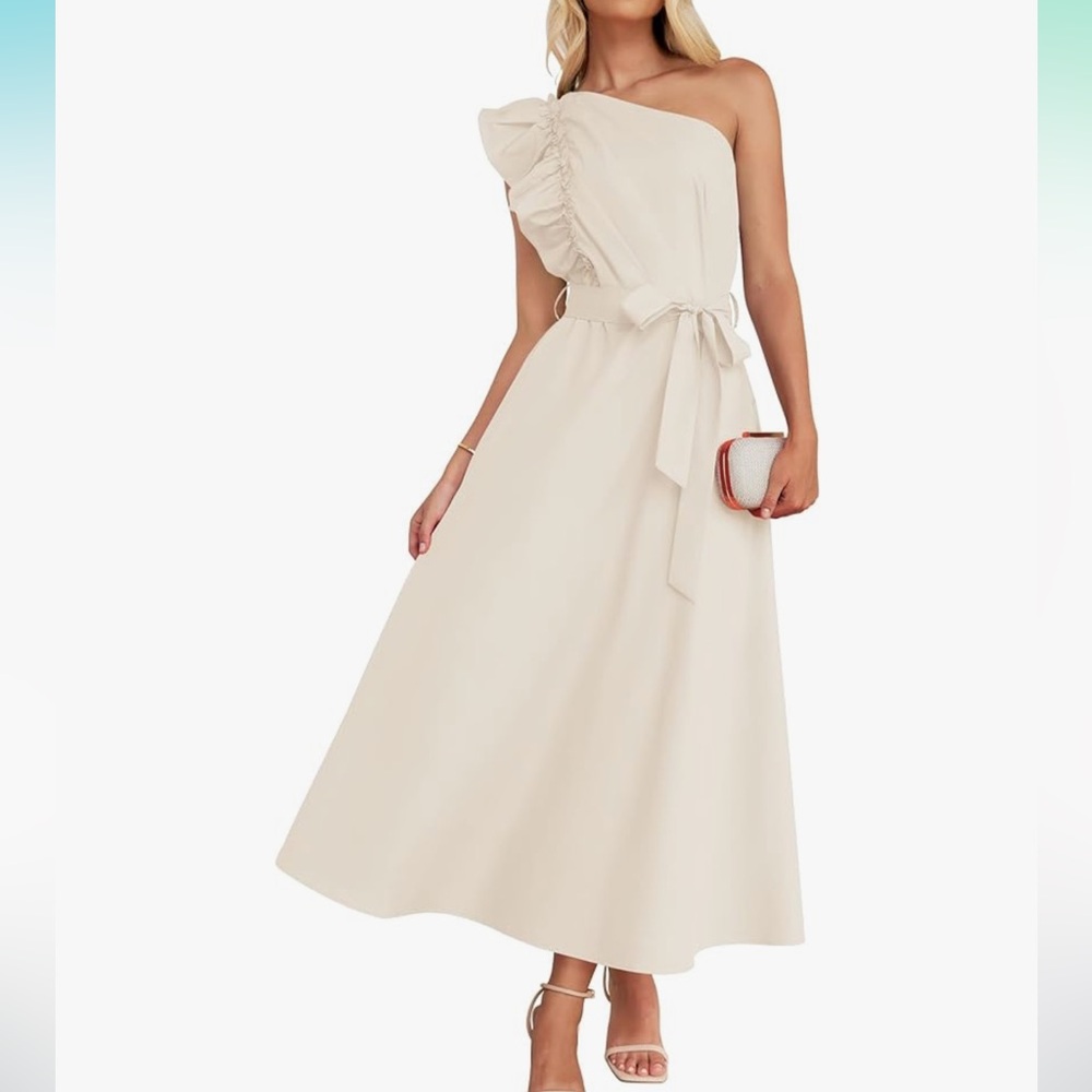 Zesica Apricot dress NWT
